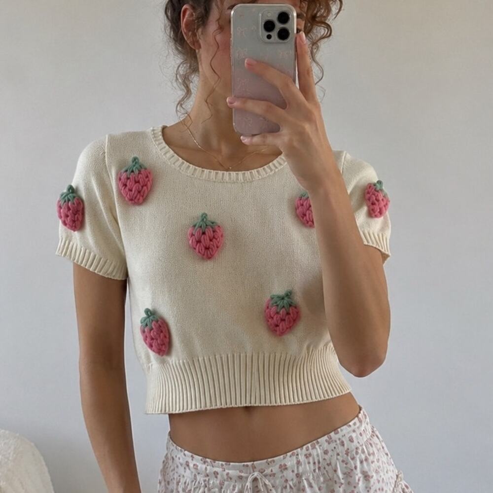Luna Ivy Strawberry Crop Top Sweater Size M Cottagecore Coquette Kawaii Twee